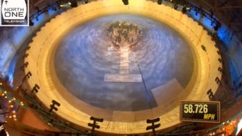 Motorcyclist sets speed record on #WallOfDeath