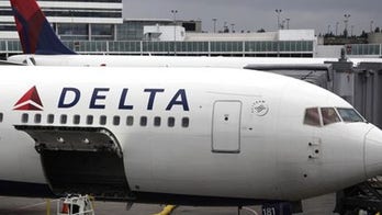 Delta apologizes after telling nursing mom to cover up