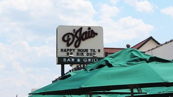 New Jersey waitress receives ‘LOL’ instead of tip on receipt