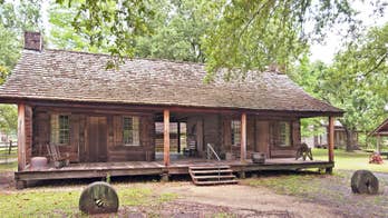 What Is a Dogtrot House? A Home Where Fido Can Roam, and Far More
