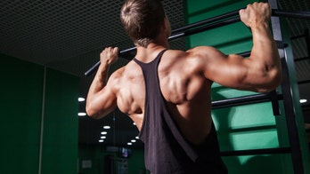 6 pull-up alternatives to help you bust through plateaus