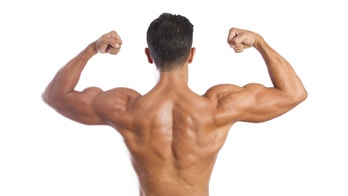 Bodybuilder injects coconut oil, damages arm muscle