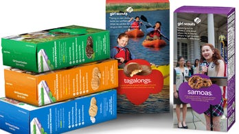 Girls Scouts sell cookies near pot dispensary