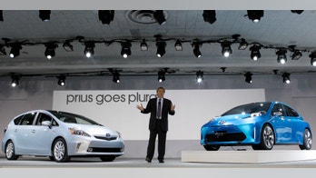 Despite High Costs, Toyota to Build Next Hybrid in Japan