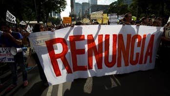 March on Mexico independence president resign