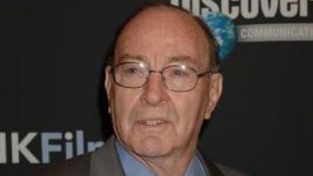 Astronaut Edgar Mitchell, 6th man on moon, dies in Florida