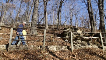 Ex-National Park official gets home detention, prison time for stealing Native American remains