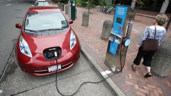 Leases for plug-in electric cars may offer savings