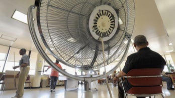 Electric fans might may make seniors hotter in extreme heat
