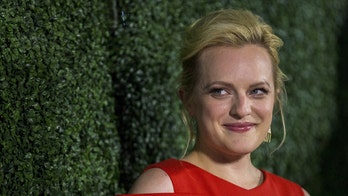 Elisabeth Moss talks awkward sex scenes in 'Handmaid's Tale'