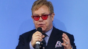 Elton John and Vladimir Putin to talk gay rights in Russia