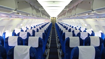 FAA declines regulation of minimum airplane seat size
