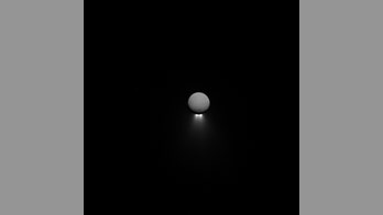 Liftoff? Icy jets of Saturn moon Enceladus fly in NASA photo