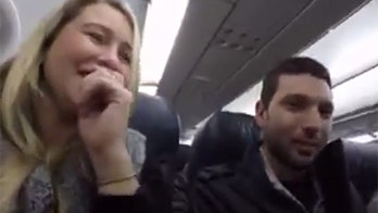 Pennsylvania wife surprises husband with pre-flight pregnancy announcement