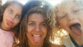 7 members of Washington state family among 8 killed in Oregon crash