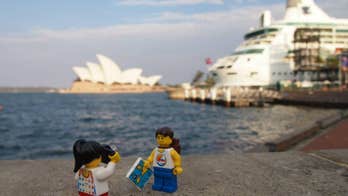 Lego couple travels the world