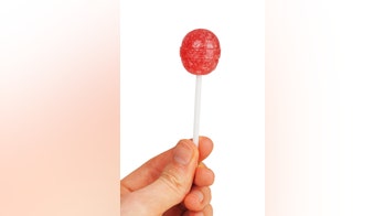 Dum Dums pays tribute to employee of 48 years