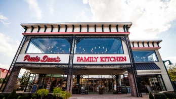 Paula Deen’s new Tennessee restaurant gets opening date