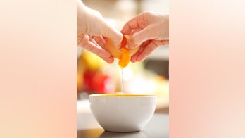 Most Americans crack eggs all wrong