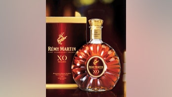 Airline passenger chugs $200 bottle of cognac that was too big to carry on