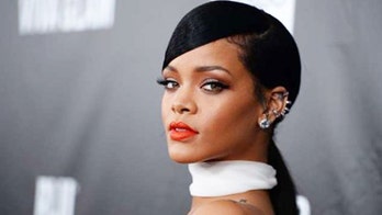 Rihanna bought pizza for fans caught in the rain before her concert