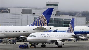 Family forced to sit in vomit on United flight