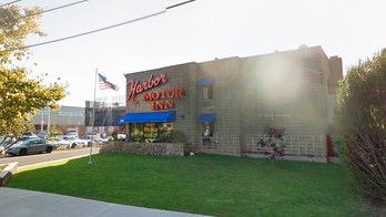 NYC hotel guest arrested after returning to get his gun