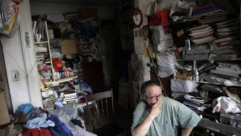 Extreme hoarding: NYC team tackles both mess and the mind