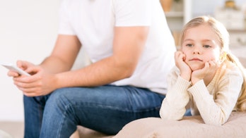 Survey: Parents binge on media, say they're good role models