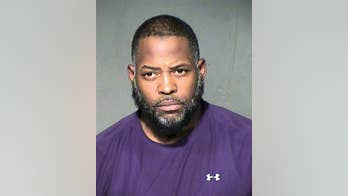 Records: Undercover FBI agent was near gunmen before attack