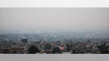 Mexico City lifts smog alert, allowing more cars on streets
