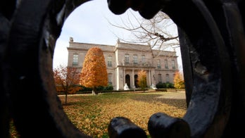 'Downton Abbey' success draws fans to mansions of Newport, RI, with focus on lives of servants
