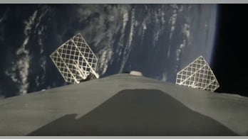 Wow! Amazing SpaceX video gives a rocket's-eye view of landing at sea