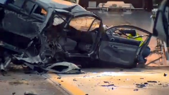 Vermont police say 5 people killed by wrong-way driver