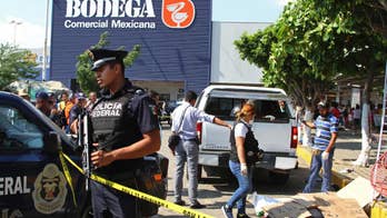 Gunmen slay 6 vendors at pop-up market in Mexico's Acapulco
