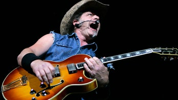 Ted Nugent's wife arrested with gun at Texas airport