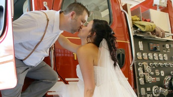 Minnesota firefighter leaves his own wedding to battle blaze