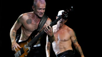 The Peppers will also perform at half-time show