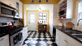 How to choose the right kitchen flooring