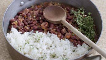 Cooking with 'Friends': Geraldo Rivera's Rice & Beans Puerto Rican Style