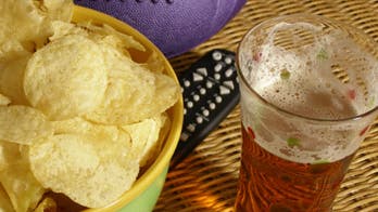 Football fans gain average of 10 pounds during regular season, poll finds