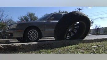 Texas police use spike strips on the wrong car