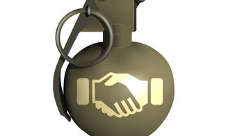 Should I Use My Friend or Family Member as My Realtor?