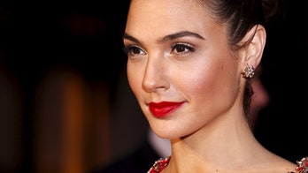 13 best celebrity no-makeup selfies