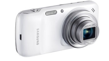 Samsung unveils Galaxy S4 zoom, a smartphone with a massive zoom lens