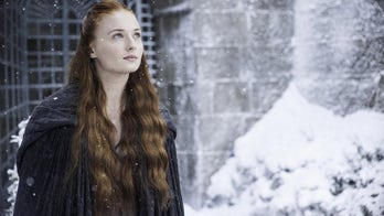 'Game of Thrones' recap: Creepy kiss has deadly consequences