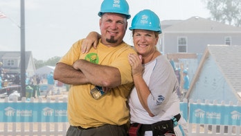 Garth Brooks, Trisha Yearwood: There's 'nothing more rewarding' than 'getting your hands dirty'
