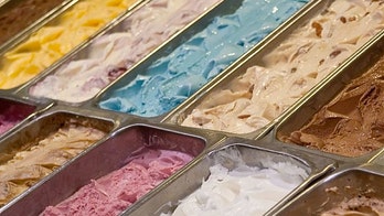 British tourists charged over $82 for 4 ice creams