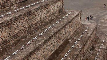 Archaeologists find tunnel that may emulate underworld