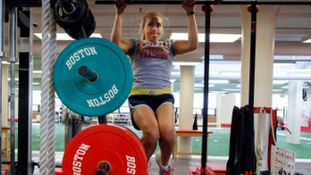 Why pull-ups are harder for women